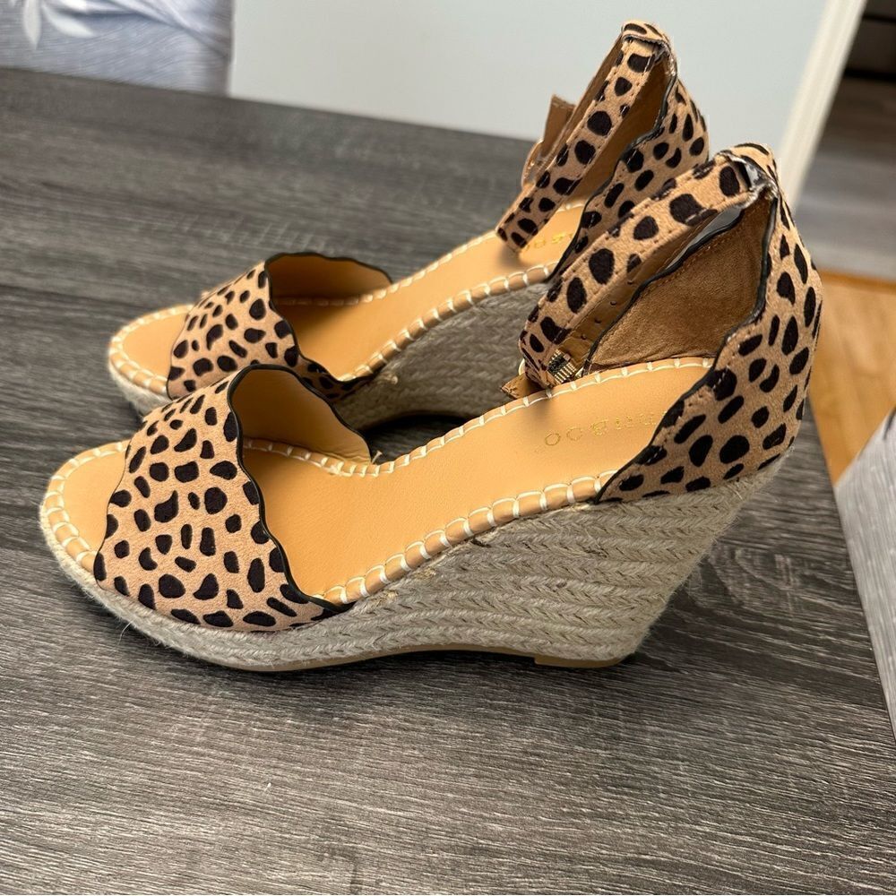 Bamboo size 6.5 sandals
